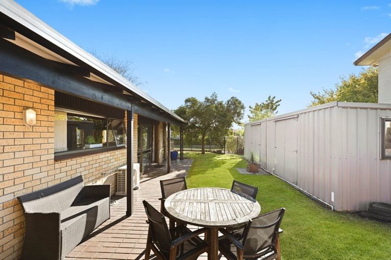 Photo of property in 16 Wilfred Street, St Andrews, Hamilton, 3200