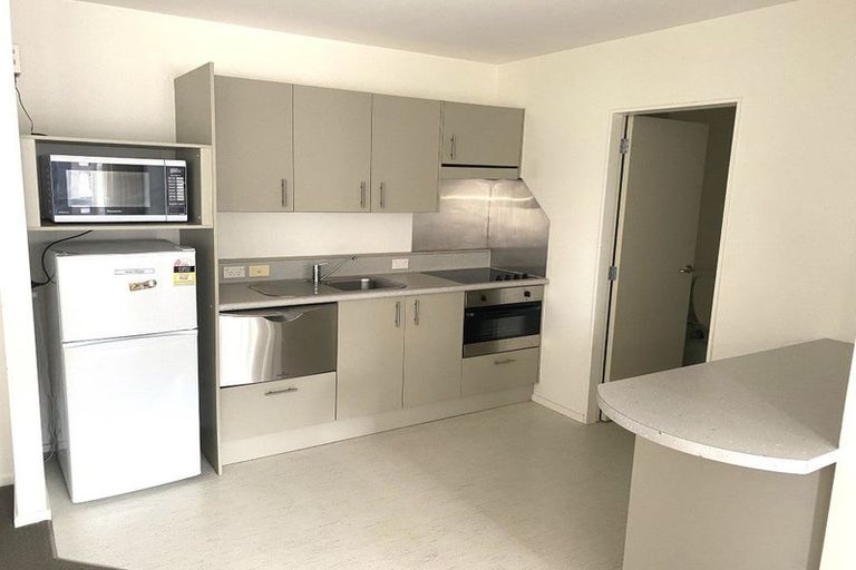 Photo of property in Gilmer Terrace Car Park, 302/9 Gilmer Terrace, Wellington Central, Wellington, 6011