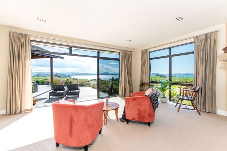 Photo of property in 6 Tiro Kokoru Lane, Mahurangi East, Warkworth, 0982
