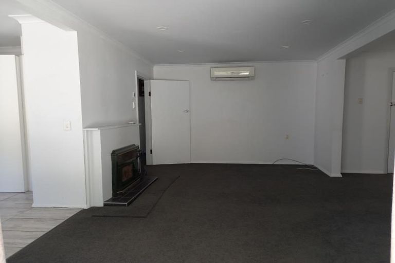Photo of property in 71 Huatoki Street, Vogeltown, New Plymouth, 4310