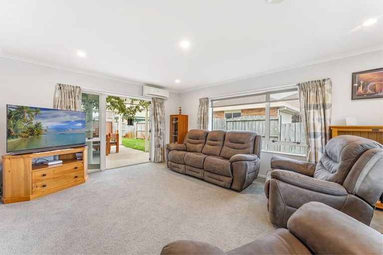 Photo of property in 22 Blake Boulevard, Papamoa Beach, Papamoa, 3118