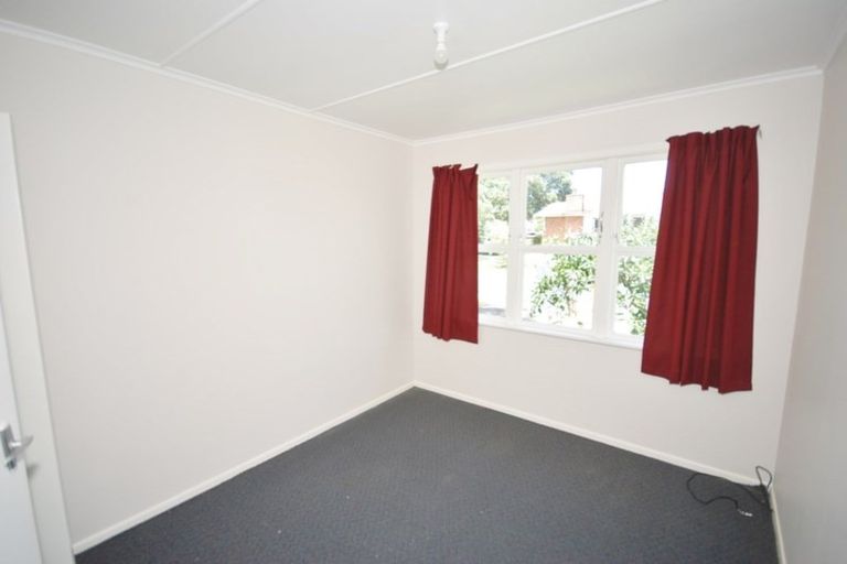 Photo of property in 9 Aronui Terrace, Kelston, Auckland, 0602