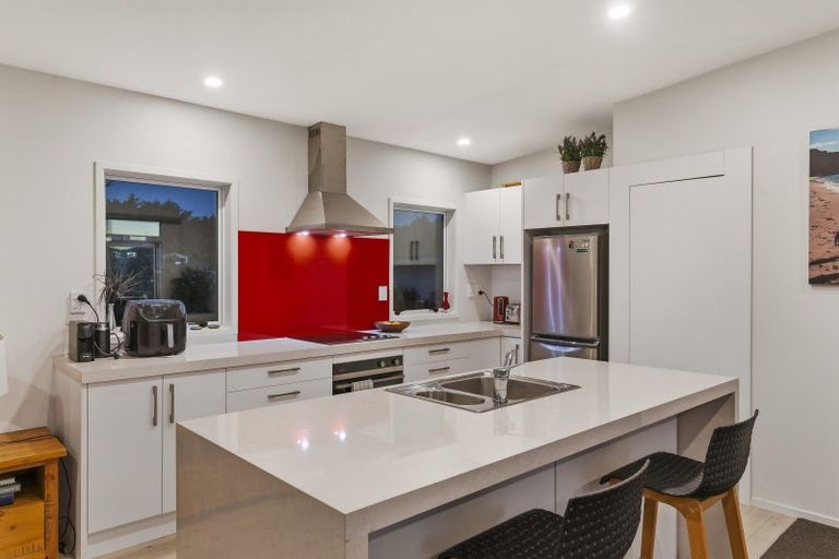 Photo of property in 246 Park Avenue, Waitarere Beach, Levin, 5510