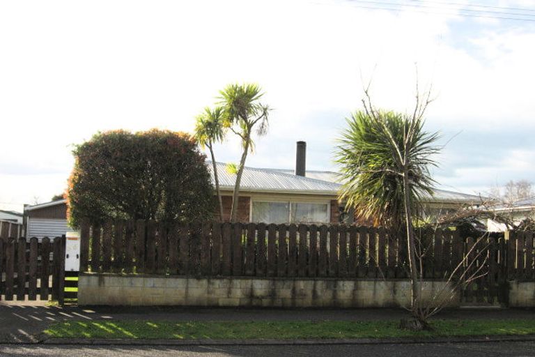 Photo of property in 36 Northolt Road, Fairview Downs, Hamilton, 3214