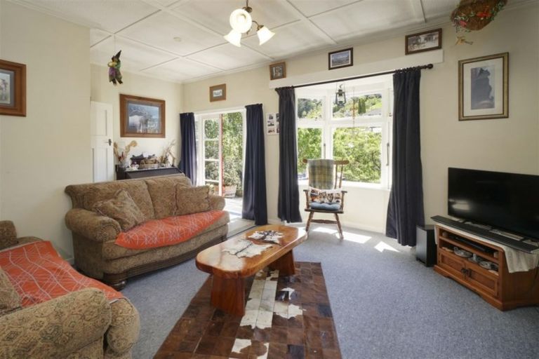 Photo of property in 2/92 Toi Toi Street, Toi Toi, Nelson, 7010