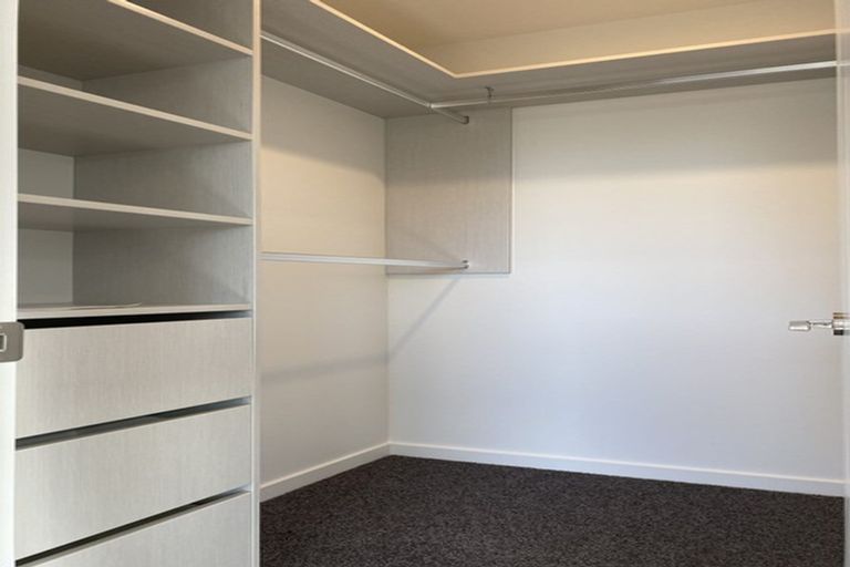 Photo of property in 44 Horoeka Street, Stokes Valley, Lower Hutt, 5019