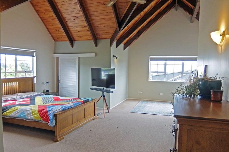 Photo of property in 6d Donnelly Street, Oakura, 4314