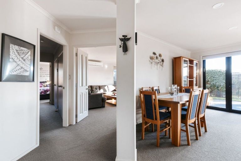 Photo of property in 63 Carrington Drive, Papamoa Beach, Papamoa, 3118