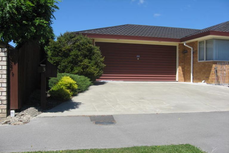 Photo of property in 3 Janet Street, Upper Riccarton, Christchurch, 8041