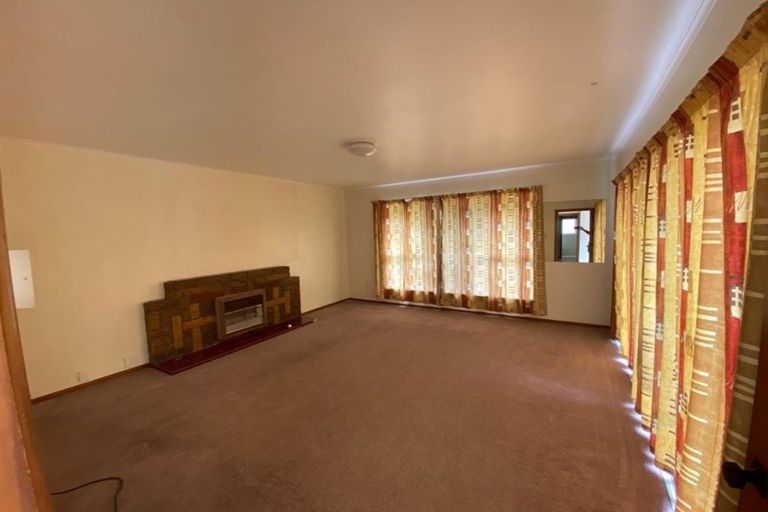 Photo of property in 35 Andrew Road, Howick, Auckland, 2010