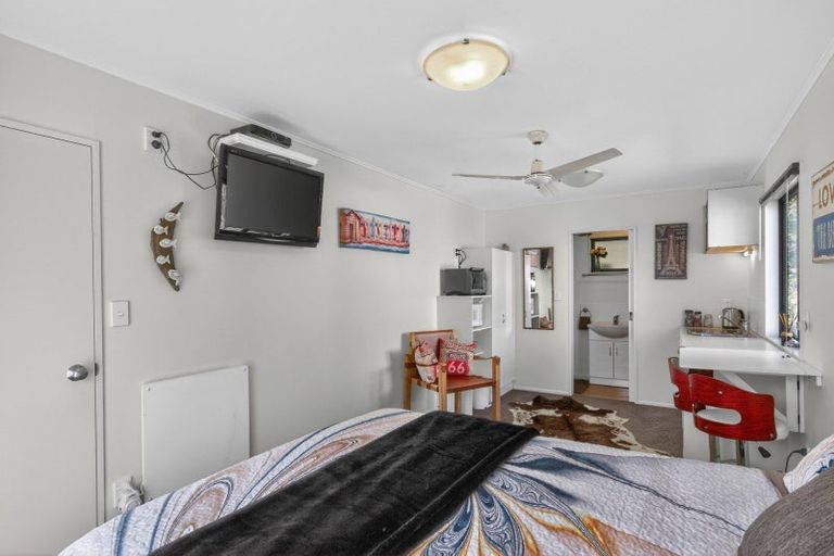 Photo of property in 25 Hanawera Ridge Road, Manakau, Otaki, 5583