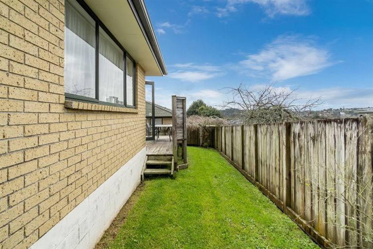 Photo of property in 2/147 Birkdale Road, Birkdale, Auckland, 0626