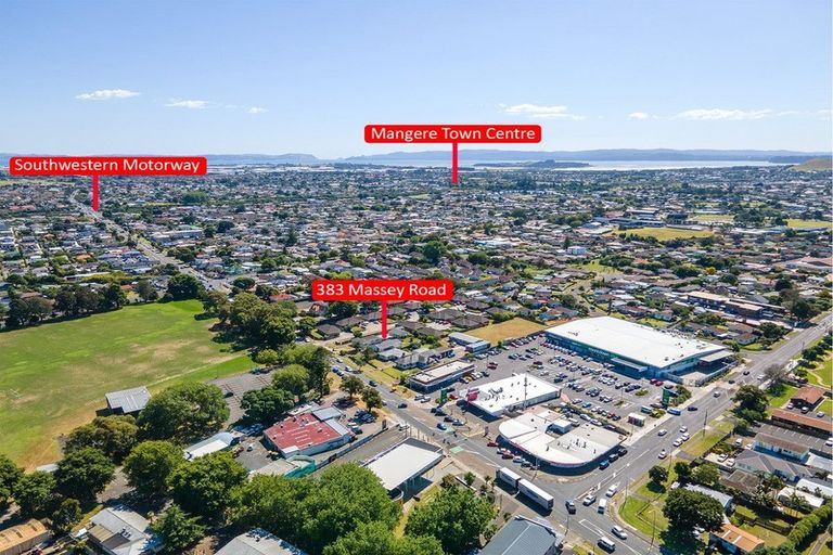 Photo of property in 383 Massey Road, Mangere East, Auckland, 2024