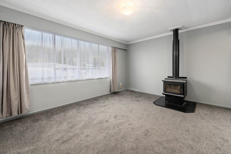 Photo of property in 16 Bay Grove, Pukehangi, Rotorua, 3015
