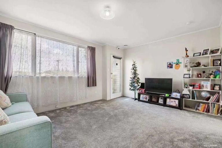 Photo of property in 2/1a Becroft Drive, Forrest Hill, Auckland, 0620
