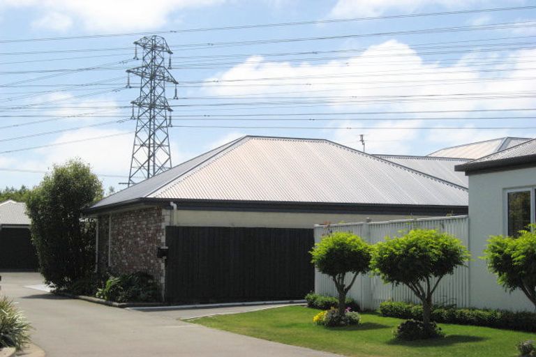 Photo of property in 59a Chesterfield Mews, Russley, Christchurch, 8042