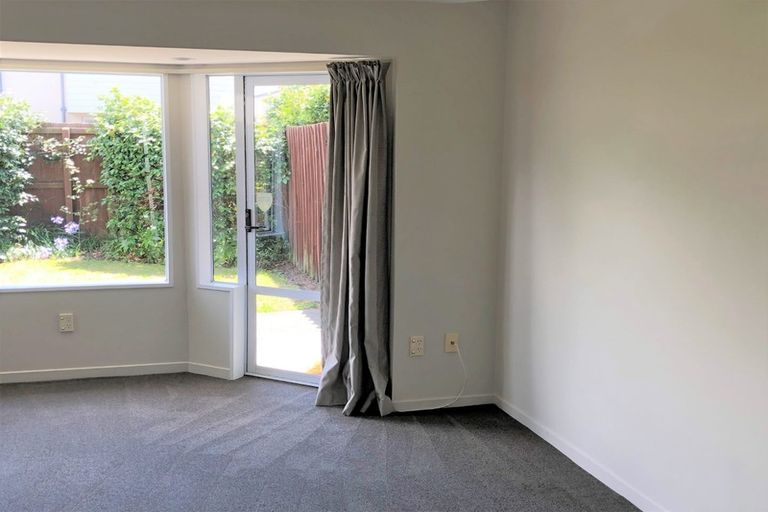 Photo of property in Burkedale Court, 3/105 Burke Street, Sydenham, Christchurch, 8023