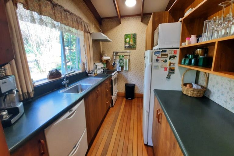 Photo of property in 29 Berwick Road, Clarendon, Outram, 9073