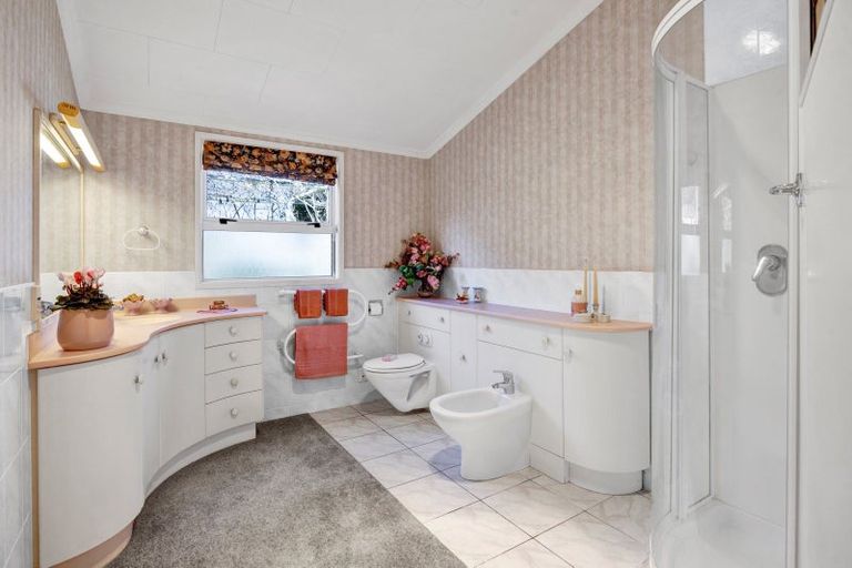 Photo of property in 74 South Road, Manaia, 4612