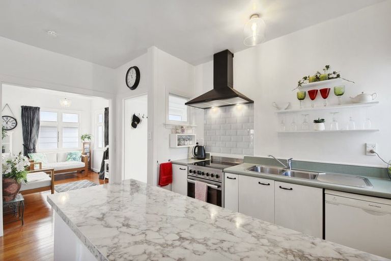 Photo of property in 102a West Belt, Rangiora, 7400