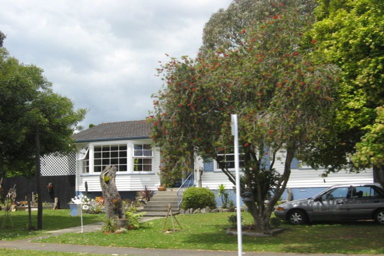 Photo of property in 18 Burbank Avenue, Manurewa, Auckland, 2102