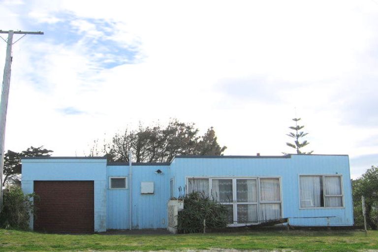 Photo of property in 7 Ocean Beach Street, Foxton Beach, Foxton, 4815