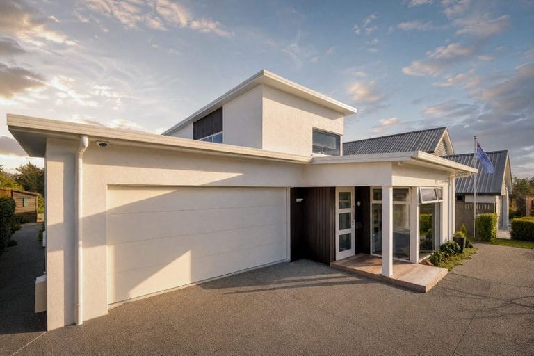 Photo of property in 14 Clifford Close, Leamington, Cambridge, 3432
