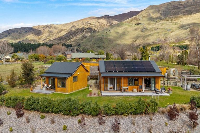 Photo of property in 179 Wanaka-mount Aspirin, Wanaka, 9305