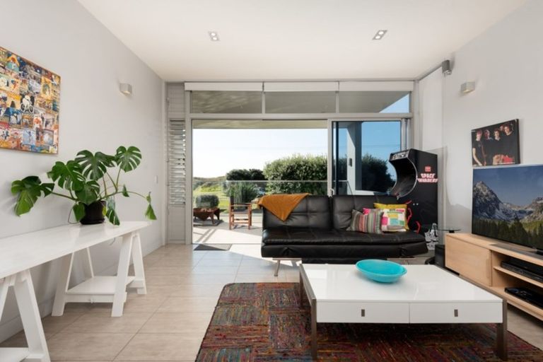 Photo of property in 710 Papamoa Beach Road, Papamoa Beach, Papamoa, 3118