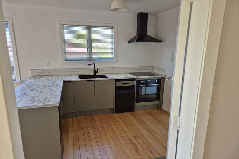 Photo of property in 2 Lucienne Place, Hillsborough, Christchurch, 8022