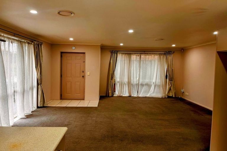 Photo of property in 23 Raphoe Road, Flat Bush, Auckland, 2019