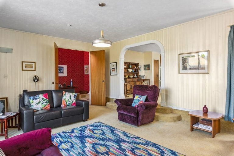 Photo of property in 87 Golf Road, Paraparaumu Beach, Paraparaumu, 5032