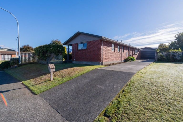 Photo of property in 17 Bowen Street, Te Anau, 9600