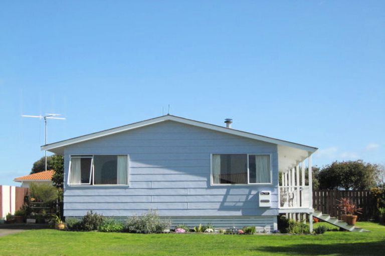 Photo of property in 7 Ohuirehe Road, Coastlands, Whakatane, 3120