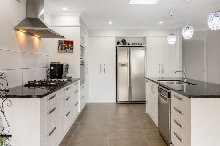 Photo of property in 1 Rexford Heights, Pyes Pa, Tauranga, 3112