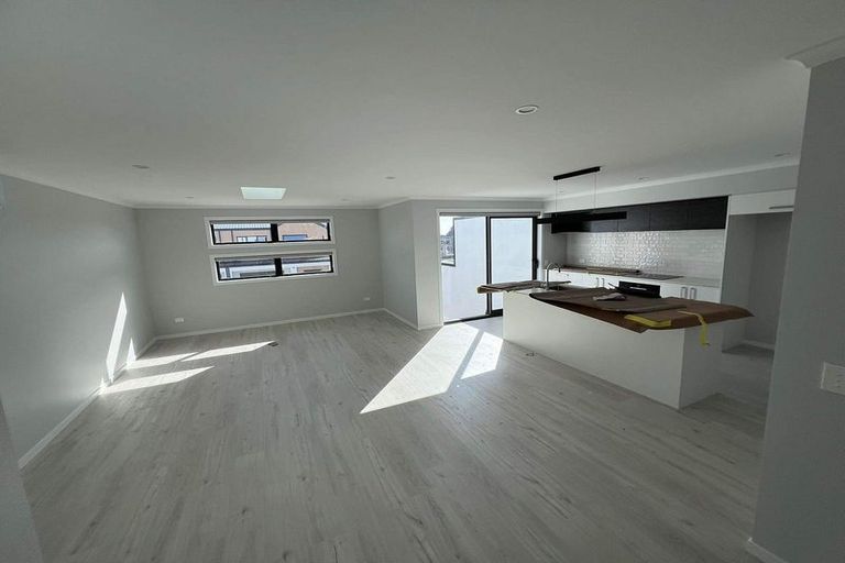 Photo of property in 6 Atutahi Lane, Papamoa Beach, Papamoa, 3118