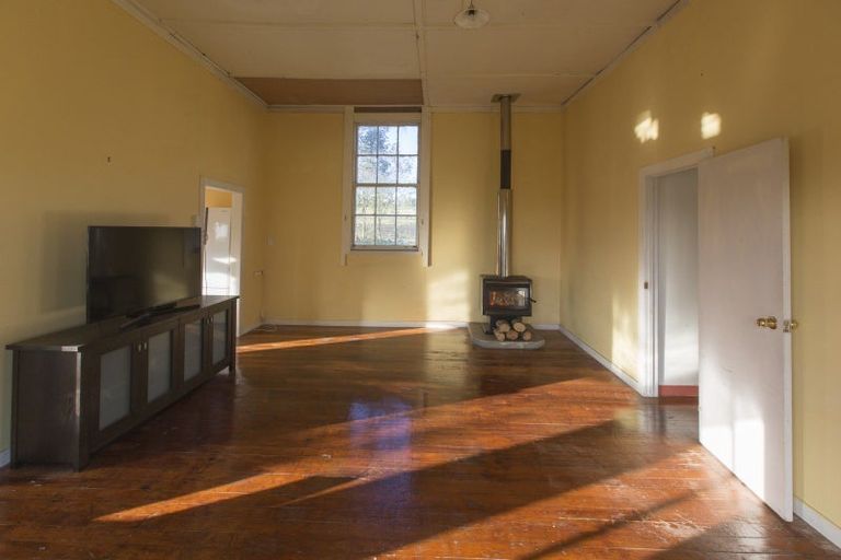 Photo of property in 210 Rehutai Road, Baylys Beach, Dargaville, 0377