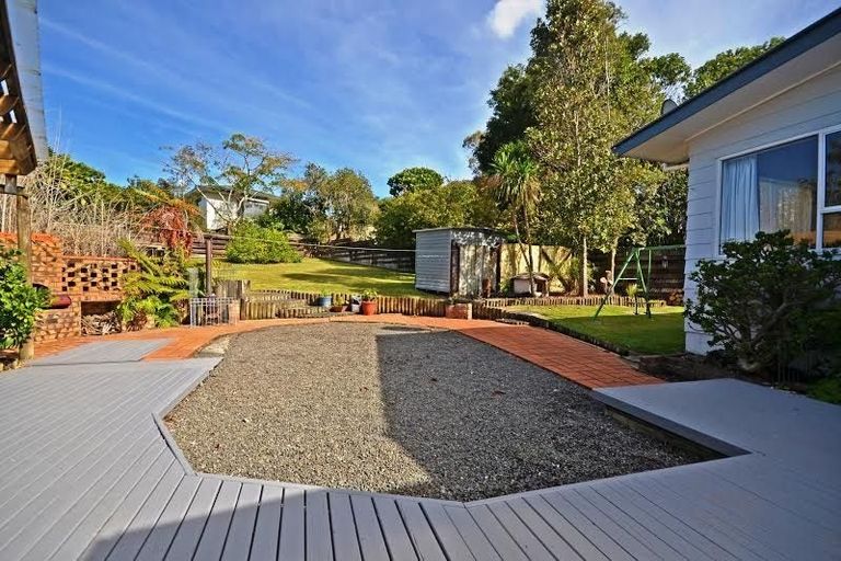 Photo of property in 9 Triangle Road, Massey, Auckland, 0614