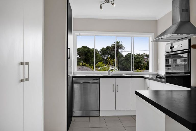 Photo of property in 64 Ngamotu Road, Spotswood, New Plymouth, 4310