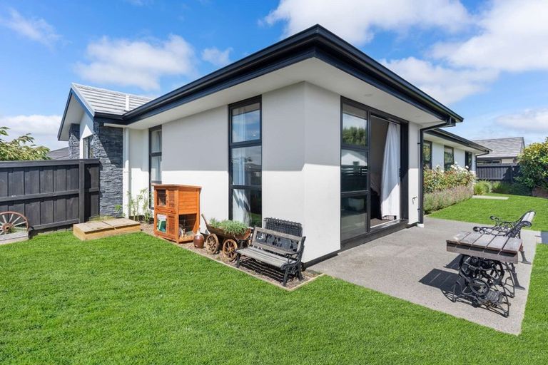 Photo of property in 39 Maka Lane, Halswell, Christchurch, 8025