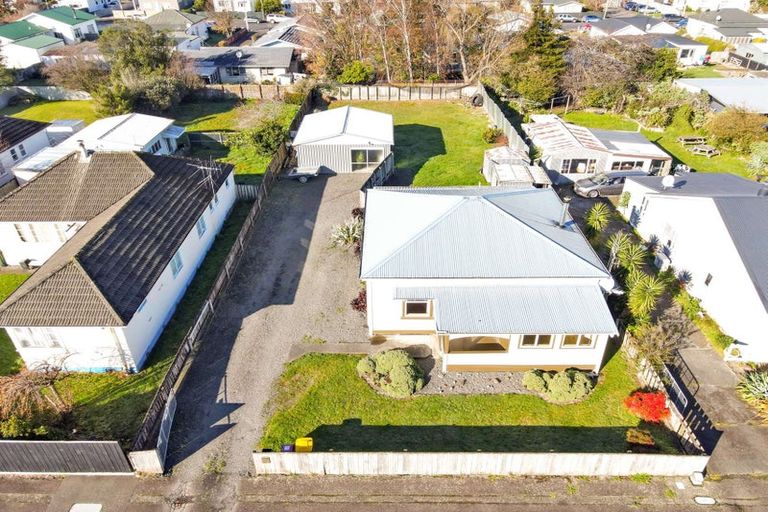 Photo of property in 44 Tennyson Street, Dannevirke, 4930