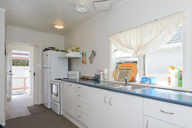 Photo of property in 7 Bristol Crescent, Roslyn, Palmerston North, 4414