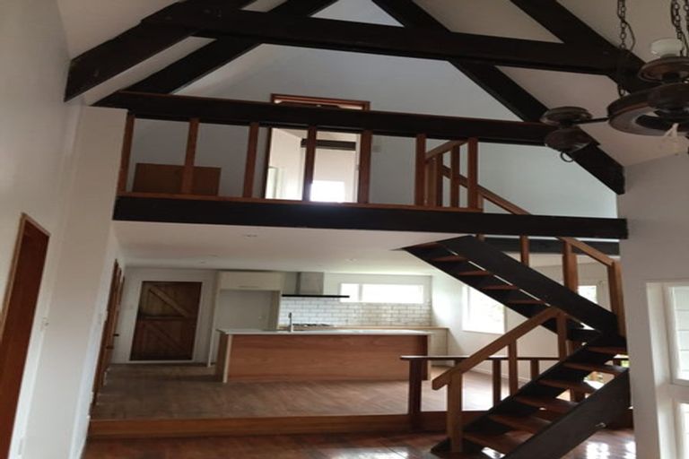 Photo of property in 112a Rosier Road, Glen Eden, Auckland, 0602