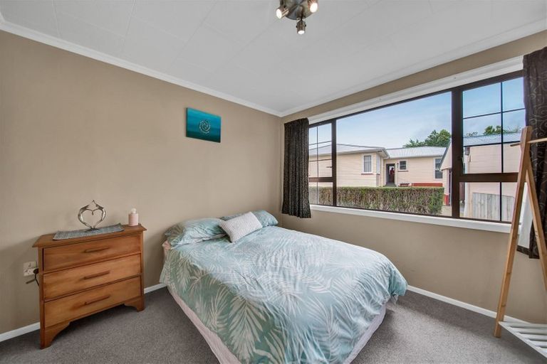 Photo of property in 6 Shakespeare Street, Stratford, 4332