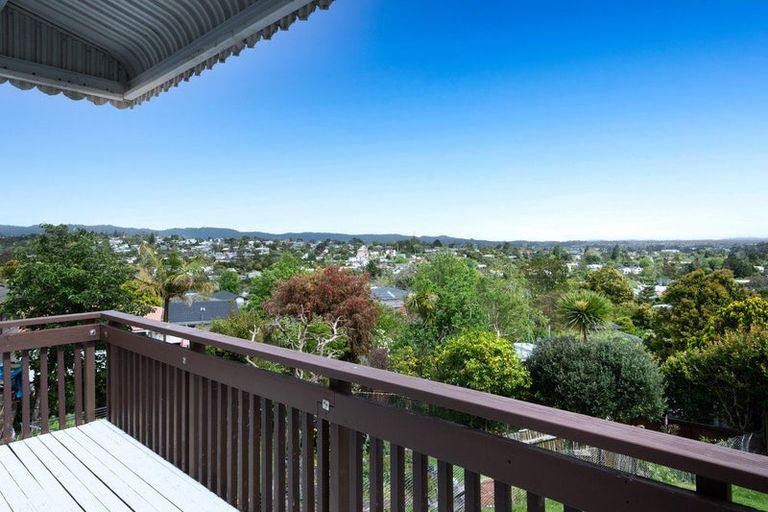 Photo of property in 20 Terra Nova Street, Glen Eden, Auckland, 0602