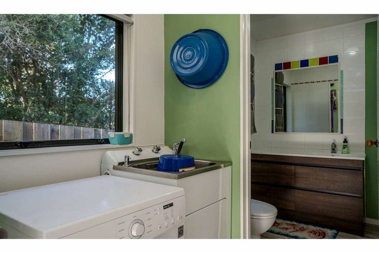 Photo of property in 2/62 Hone Heke Road, Kerikeri, 0230