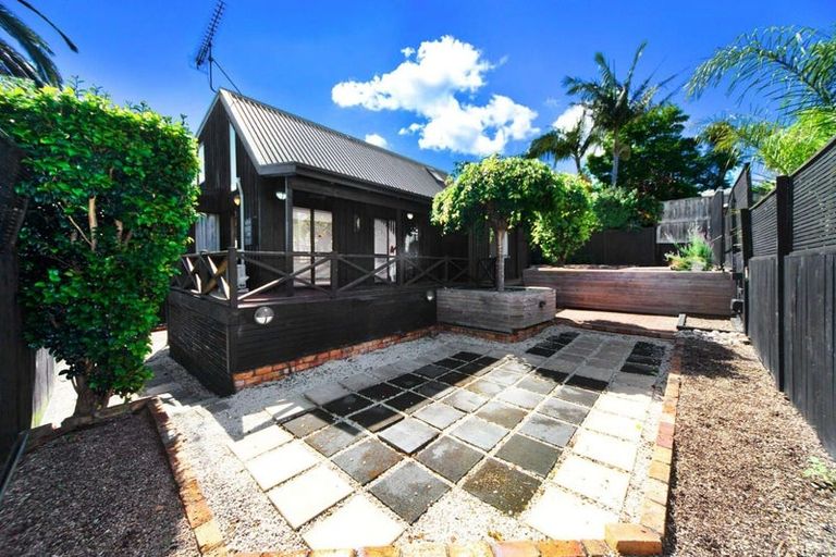Photo of property in 16b Sylvia Road, Saint Heliers, Auckland, 1071