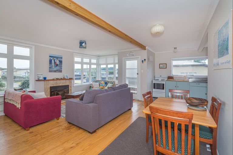 Photo of property in 13 Rangitane Street, Himatangi Beach, Foxton, 4891