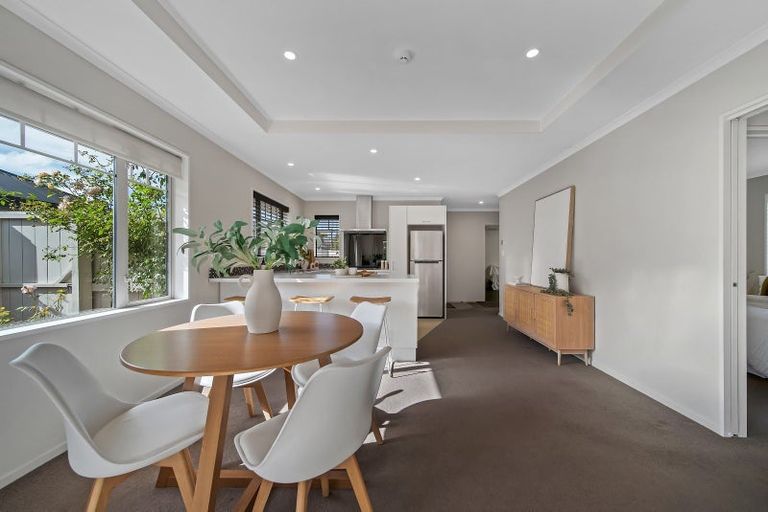 Photo of property in 4/249 Wairakei Road, Bryndwr, Christchurch, 8053