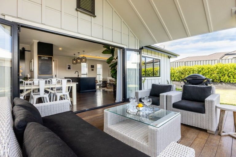 Photo of property in 23 Rich Rise, Havelock North, 4130